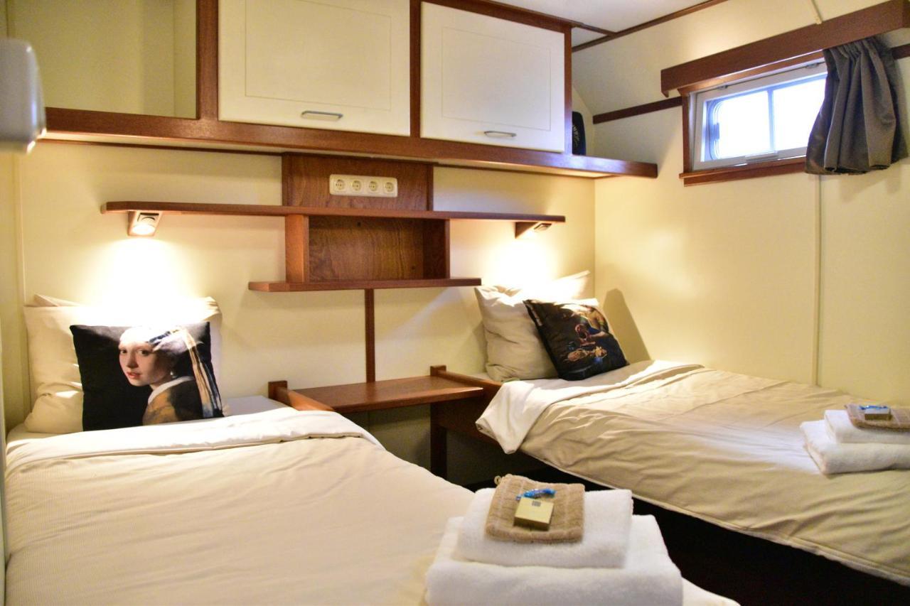 Hotel en barco Unique Hotelboat Lena Maria *